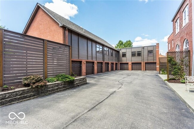 Foto del edificio - 1529 Alabama St