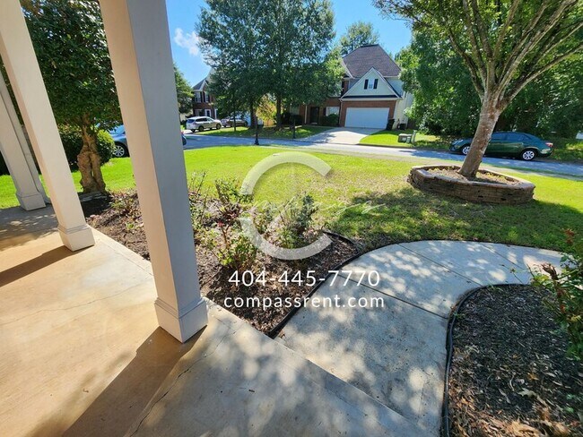 Building Photo - 6087 Farmwood Way SE