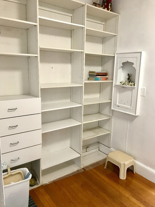 Foto del edificio - 550 Centre St