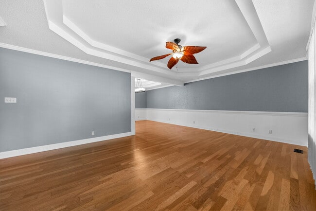 Building Photo - 944 Sable Dr
