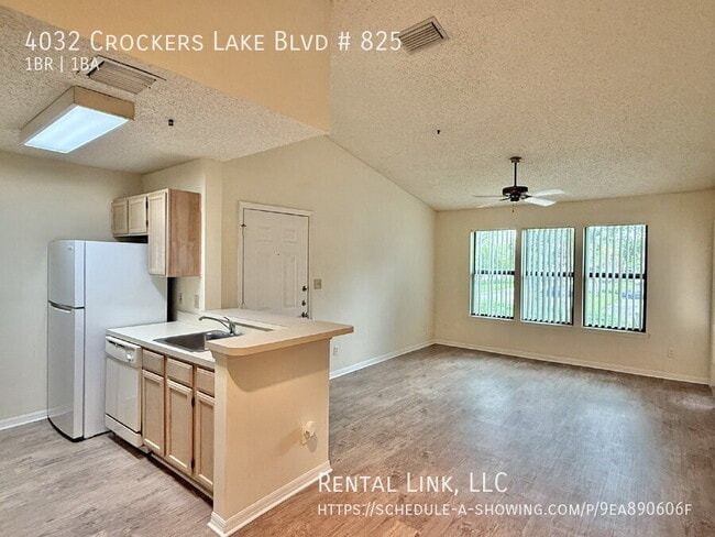 Building Photo - 4032 Crockers Lake Blvd