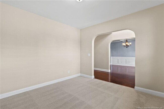 Foto del edificio - 368 Exeter Dr