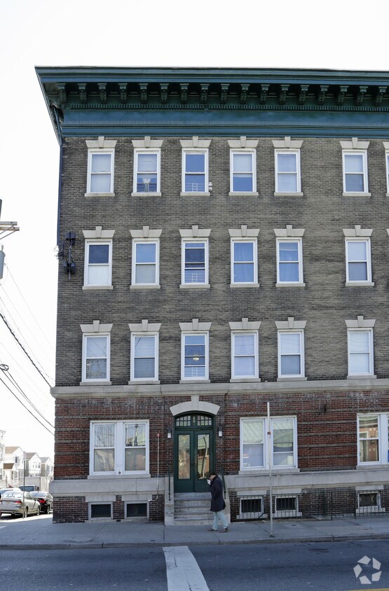 Foto del edificio - 600 Palisade Ave