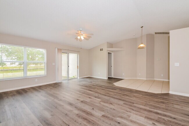 Foto del edificio - 11506 Summit Rock Ct