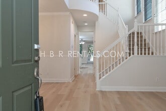Building Photo - 237 E Legacy Dr