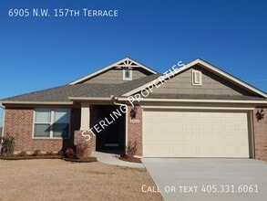 Building Photo - 6905 NW 157th Terrace