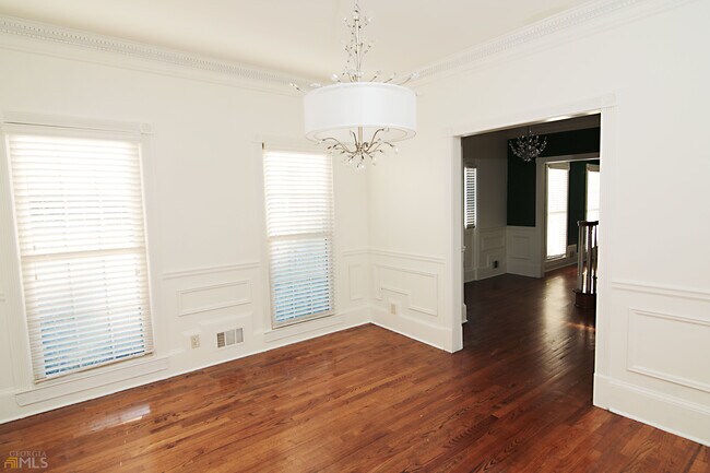 Building Photo - 2488 Harvest Dr SE
