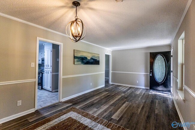Foto del edificio - 1220 Kathy Ln SW