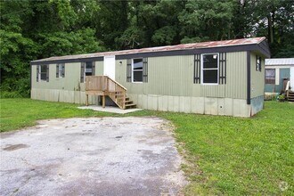 Building Photo - 340 Towler St