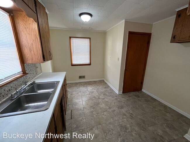 Building Photo - 3 br, 1 bath House - 2046 Balkan Pl