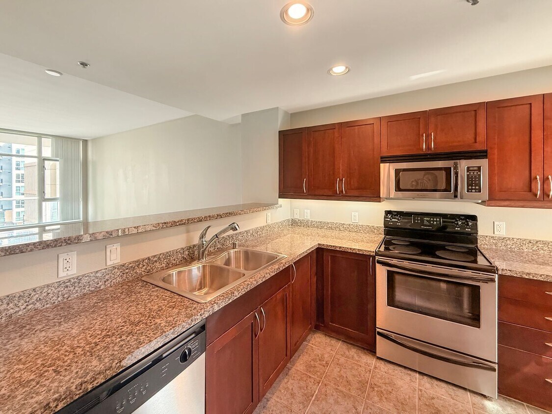 Foto principal - East Village Condo with City Views & Reser...