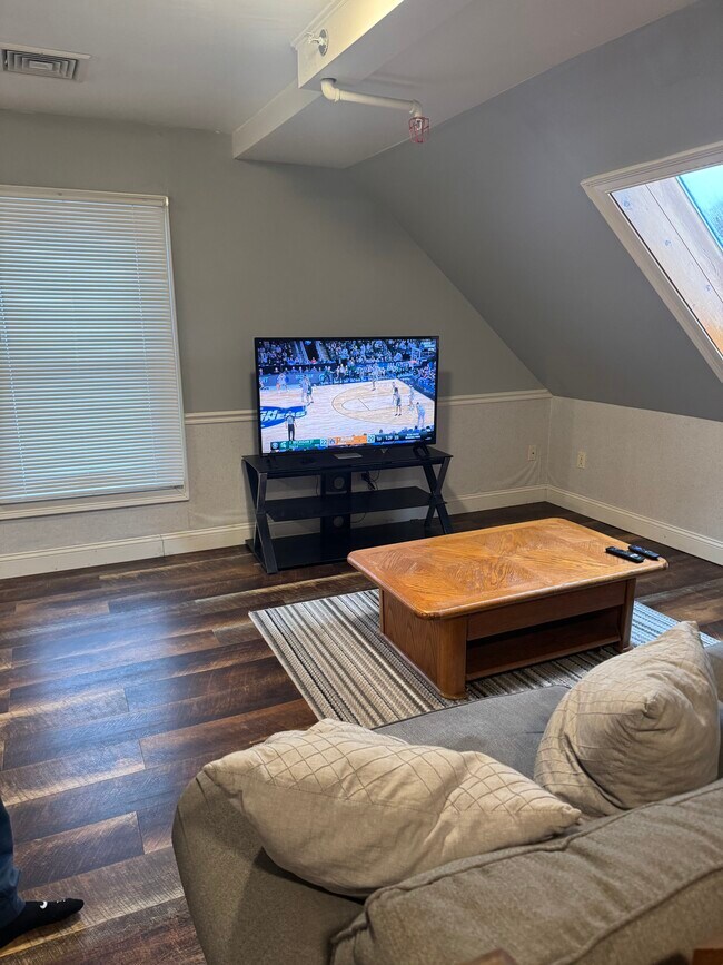 Foto del edificio - 57 Tandberg Trl