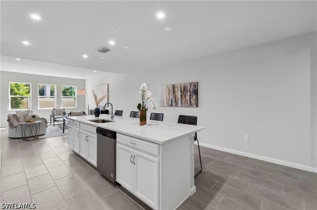 Building Photo - 4676 Arboretum Cir
