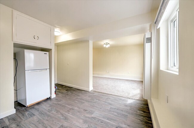 Foto del edificio - 4437 Kirkham St