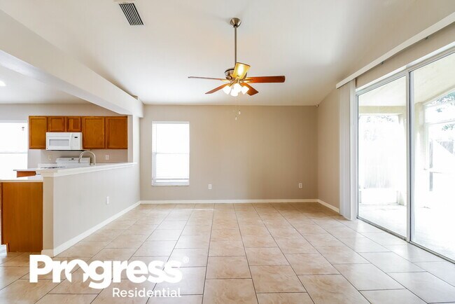 Building Photo - 629 Somerstone Dr