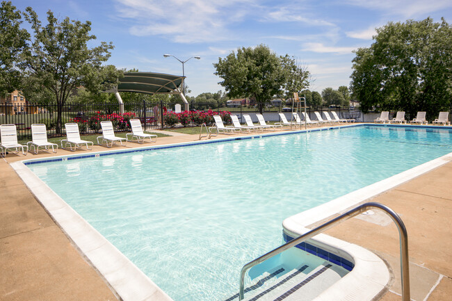 Harborside Village Apartments - Apartments in Joppatowne, MD ...