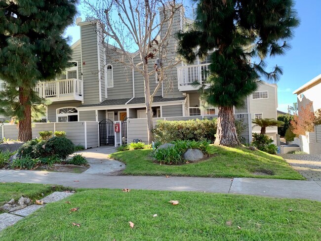 Building Photo - 121 S Lucia Ave