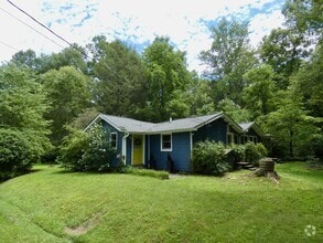 Building Photo - 15 Chestnut Creek Rd