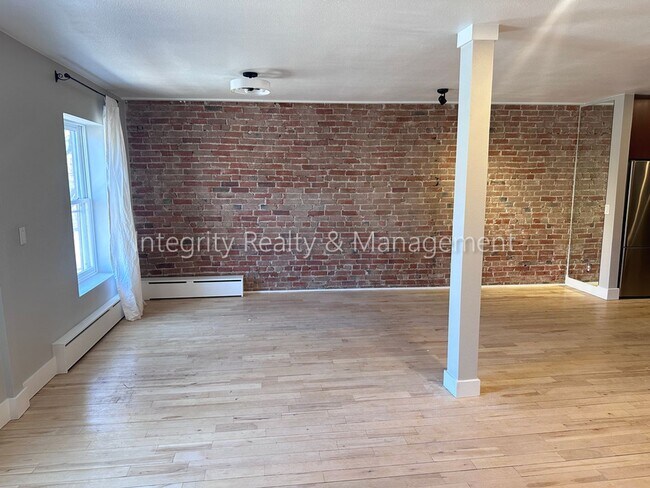 Photo - 1123 Sherman St Apartment