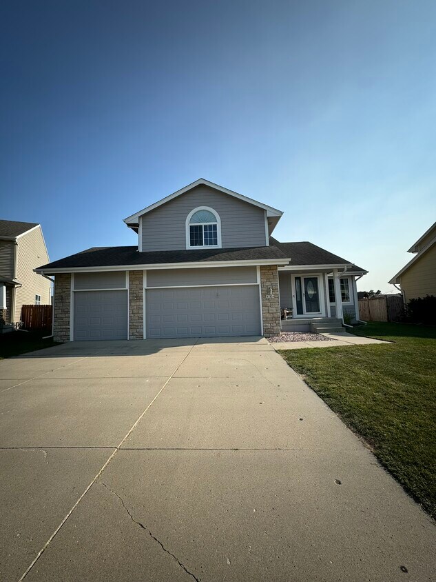 Foto principal - 114 SW 32nd Ct