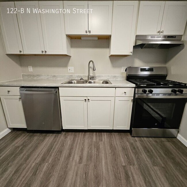 Foto del edificio - 122-B N Washington St