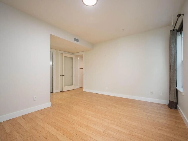 Building Photo - 815 Kentucky St