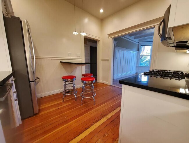 Foto del edificio - 640 Ashbury St