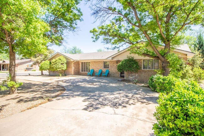 Building Photo - Great 3 Bedroom 3 bathroom house in Great ...