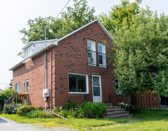Photo du bâtiment - 189 Rue Napoléon-Groulx