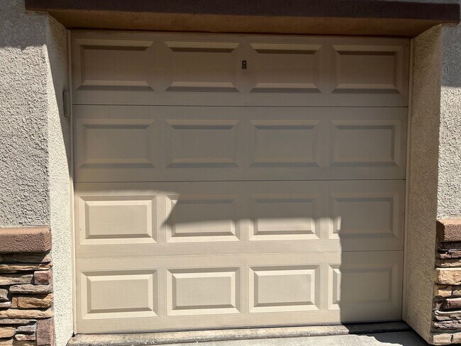 Building Photo - 6551 Hearthstone Cir