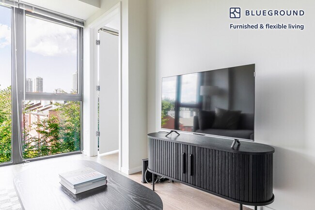 Foto del edificio - 211 W Scott St