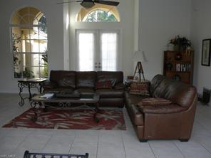 Building Photo - 1099 Tivoli Dr