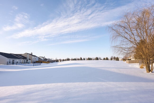 Foto del edificio - 3766 White Cliff Way