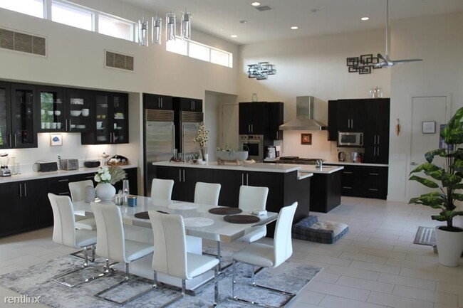 Foto del edificio - 3 br, 4 bath House - 40 Via Noela