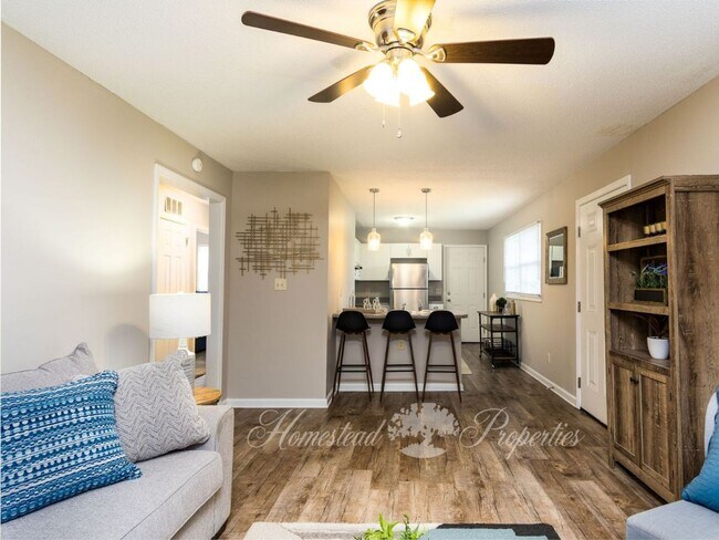 Foto del edificio - Quiet and convenient 3 Bedroom, 1 Bathroom apartment at our Oakland Duplex – Johnson City, TN