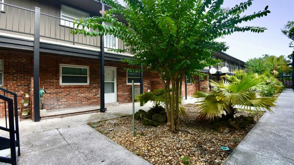 851 Miles Ave Unit 2, Winter Park, FL 32789 Condo for Rent in Winter