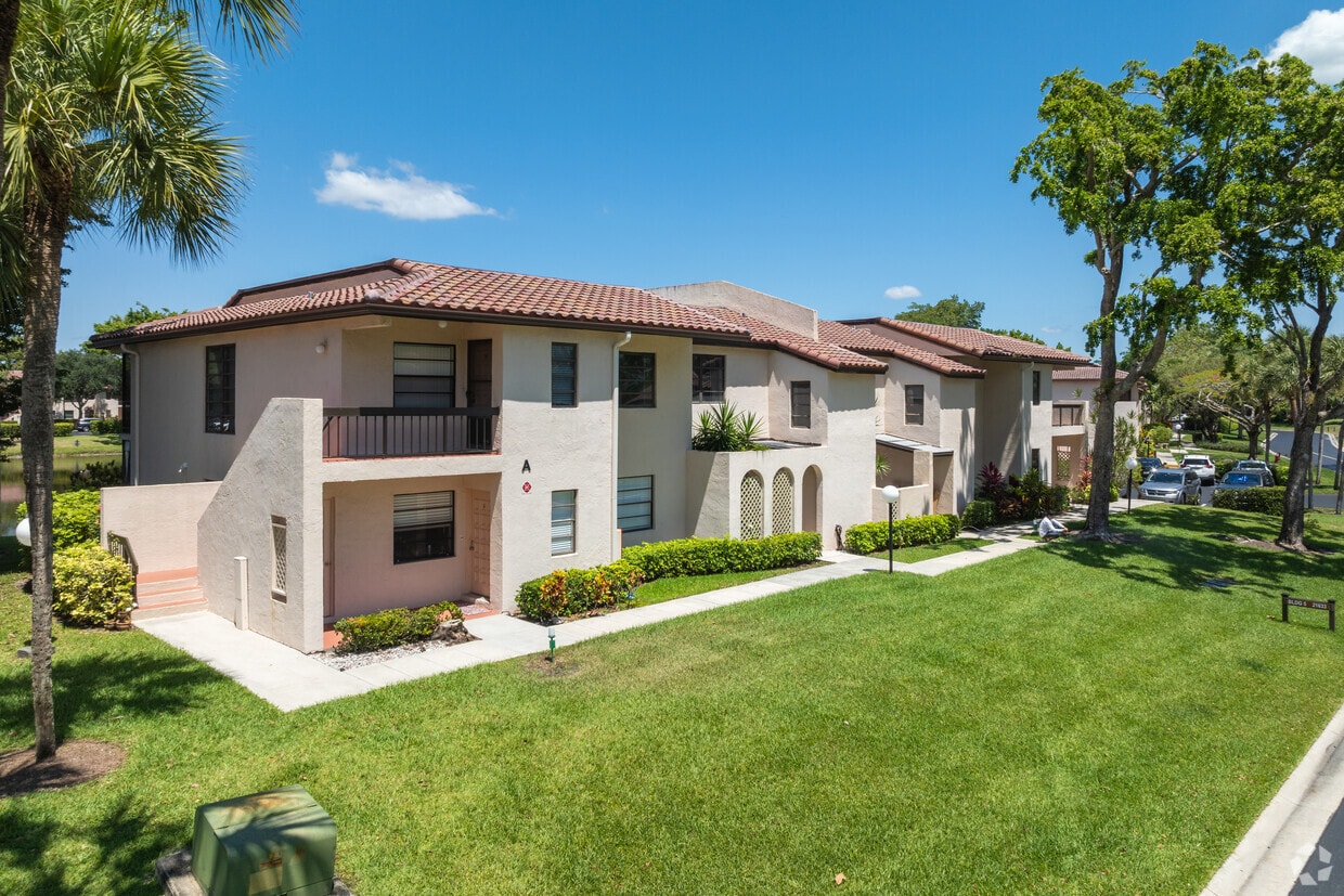 Primary - Vistas of Boca Lago