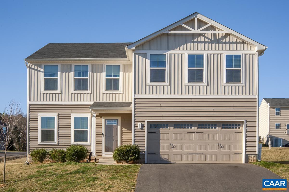 Foto principal - 17 Penny Ln