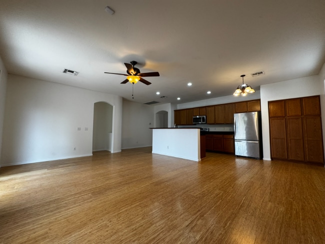 Building Photo - 7828 S 68th Dr