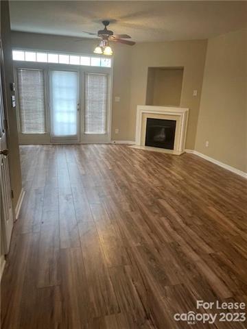 Foto del edificio - 6307 Rhodins Ln