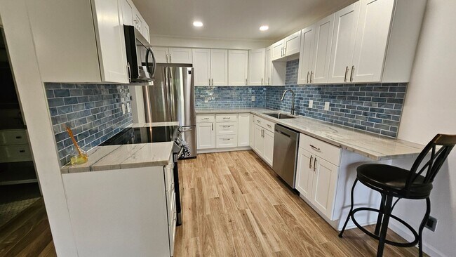Foto del edificio - Partial Furnished  Condo North Kihei