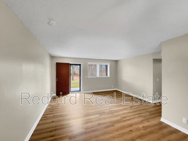 Foto del edificio - 2929 Selena Dr