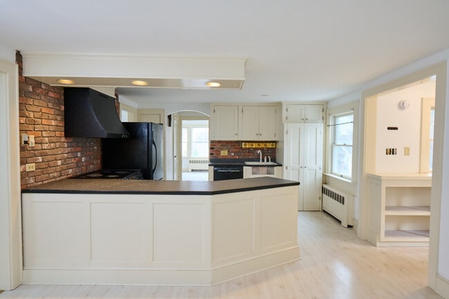 Cocina - 710 Coolidge Ave