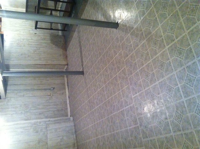 Foto del edificio - 3226 Lothrop St