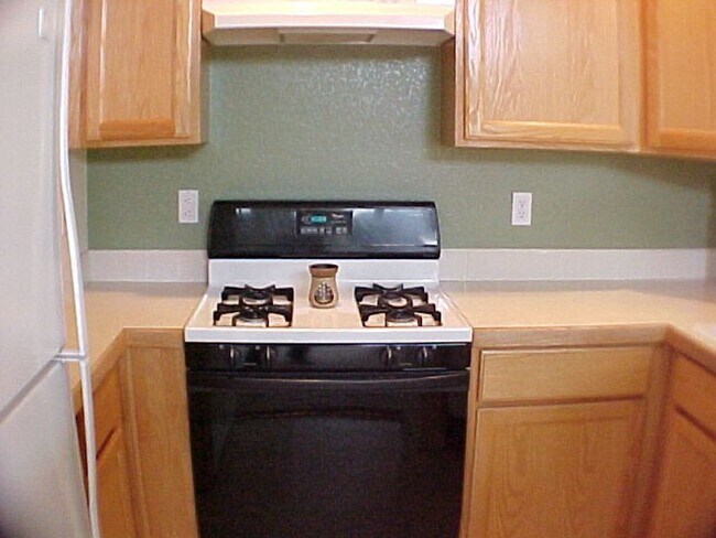 Foto del edificio - Indian Peaks Rowhouse w/attached garage