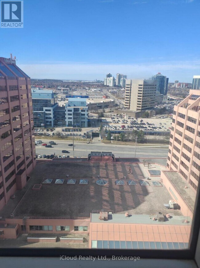 Photo du bâtiment - 265 Enfield Pl