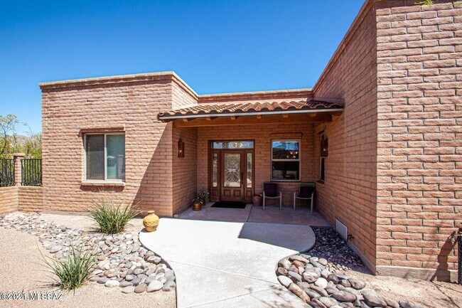 Building Photo - 3060 N Soldier Trail