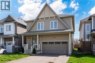 Building Photo - 17 Vaughn Dr