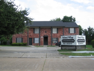 Foto del edificio - Colonial Village