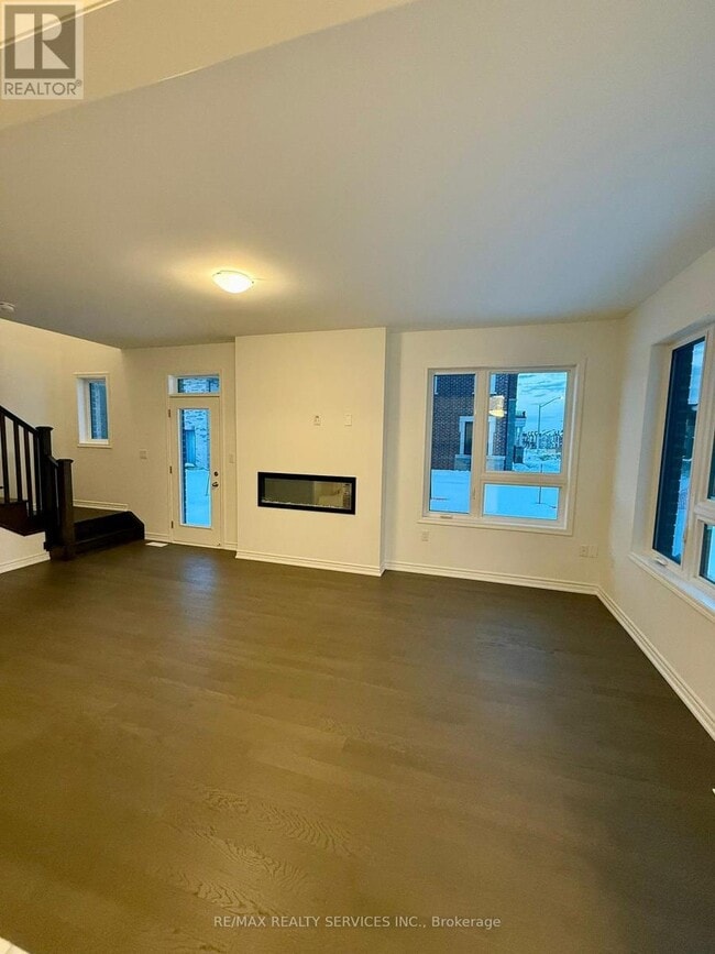 Building Photo - 62 Gretzky Ave